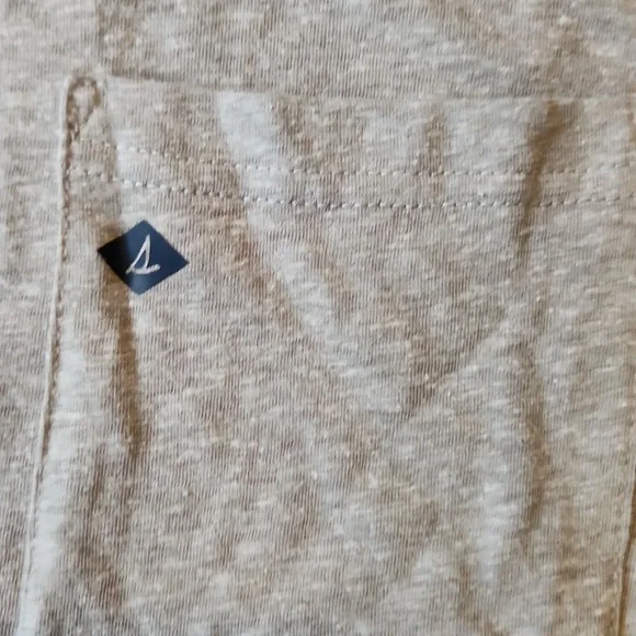 Sperry Pocket T-Shirt Size XL NWT - Picture 4 of 8